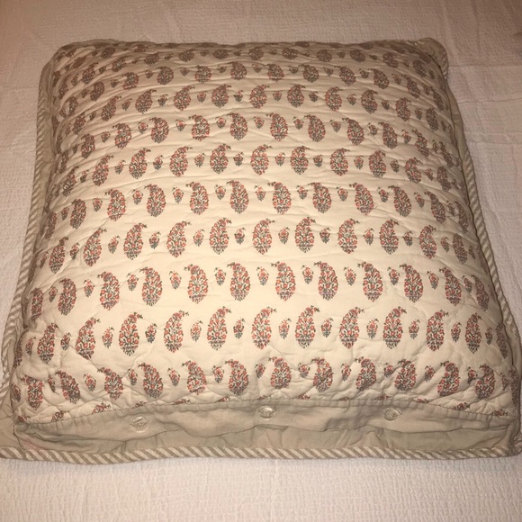 2 Pottery Barn Pillow covers (insert not included) - Picture 4 of 5